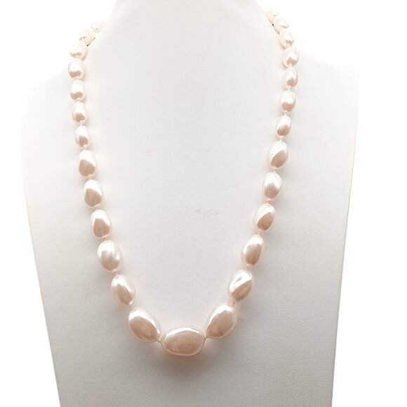 Vintage Pale Pink Baroque Faux Pearl Necklace on Graduated Strand - Picture 1 of 2